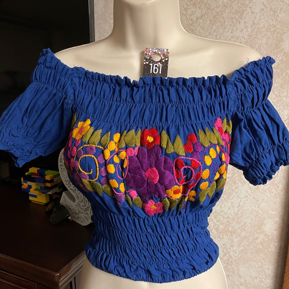 Mexican crop top